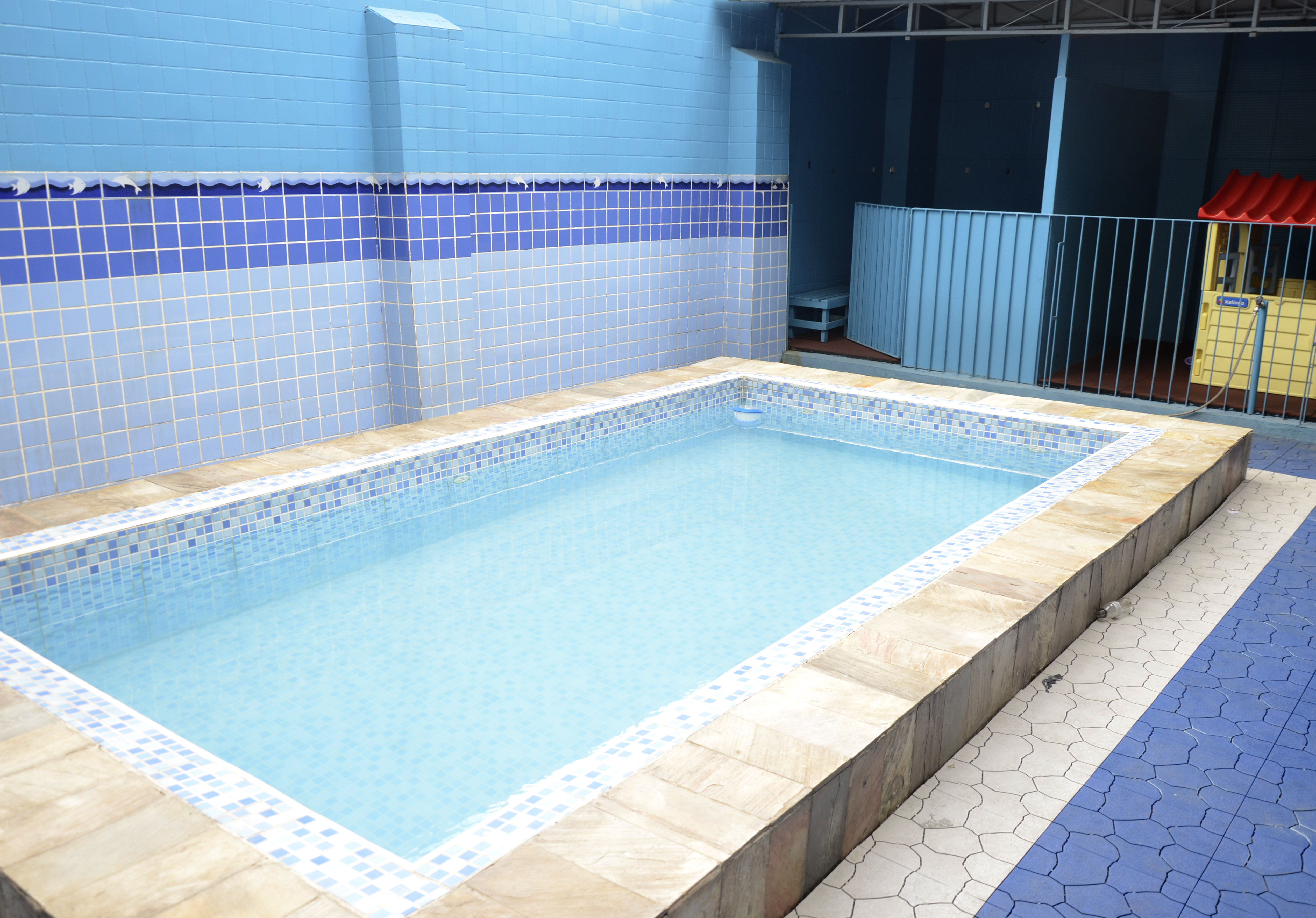 Foto da piscina da Escola
